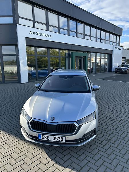 Škoda Octavia (2020) Combi Style 2.0 TDI - fotka 32 z 32