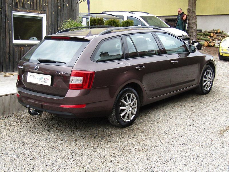 Škoda Octavia (2013) 1.2 TSI 77kW - fotka 11 z 36