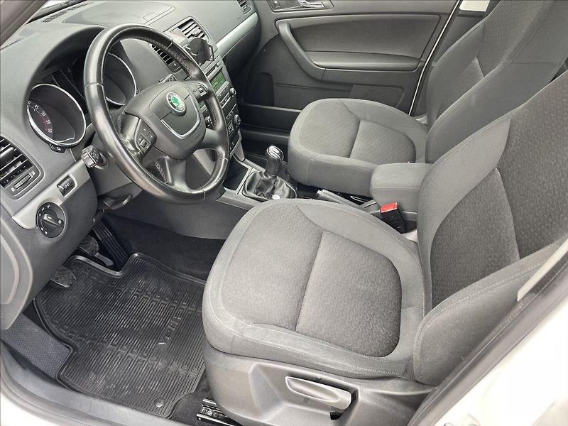 Škoda Yeti 2,0 TDI 81KW 4X4 ČR. - fotka 14 z 22