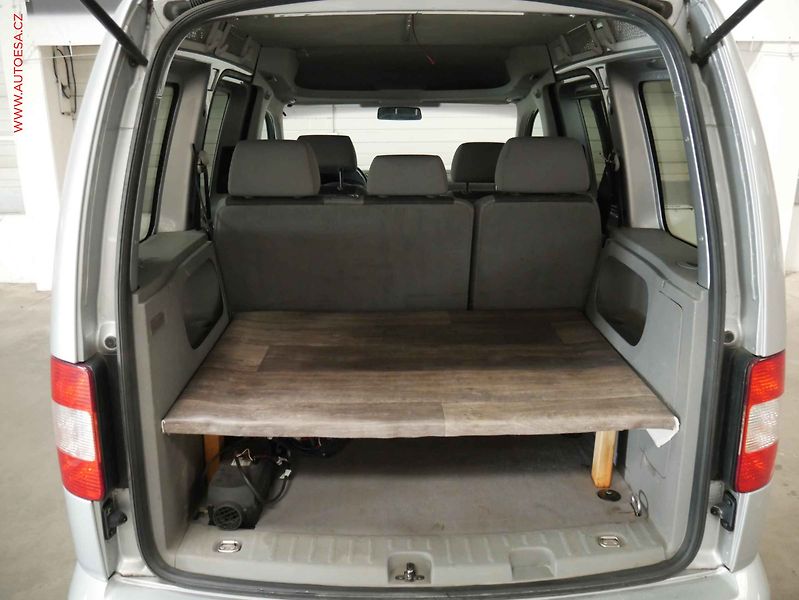 Volkswagen Caddy (2007) 1.9TDi, Navi, AC - fotka 7 z 15