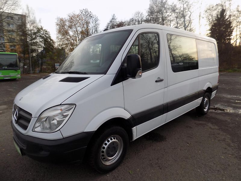 Mercedes-Benz Sprinter (2010) 2.2 95KW L2H1 6 MÍST - fotka 3 z 39