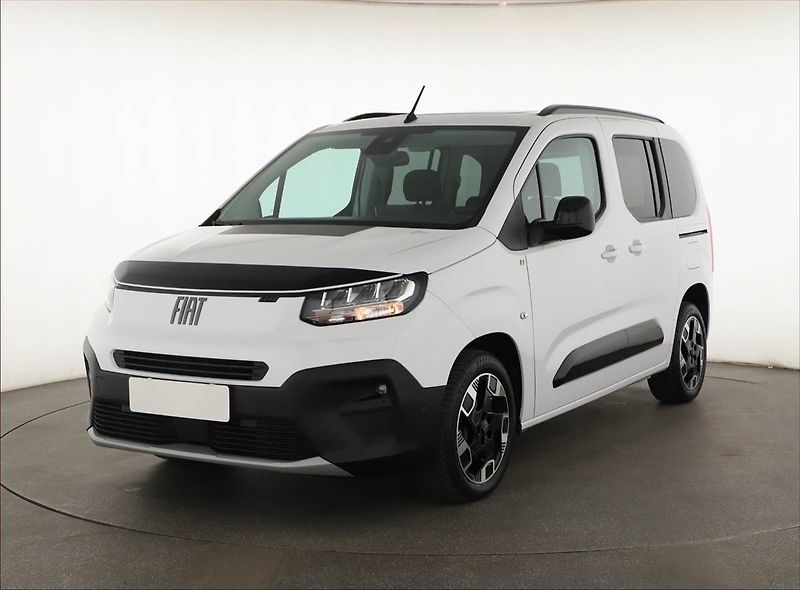 Fiat Dobló (2025) 1.5 BlueHDi, 5Míst, ČR, 1Maj - fotka 2 z 20