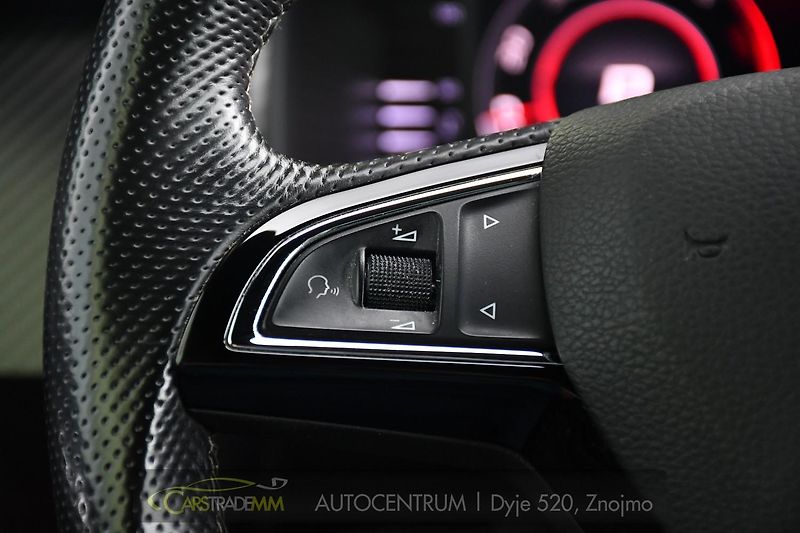 Škoda Kodiaq 2,0TDi SPORTLINE 140KW WEBASTO - fotka 29 z 56