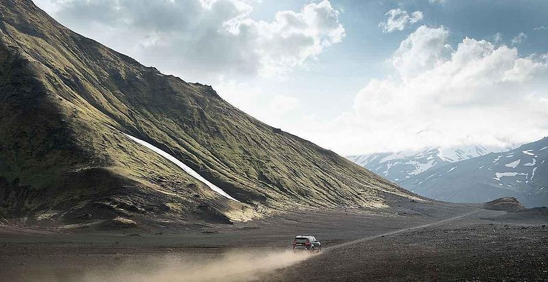Land Rover Discovery SVX.