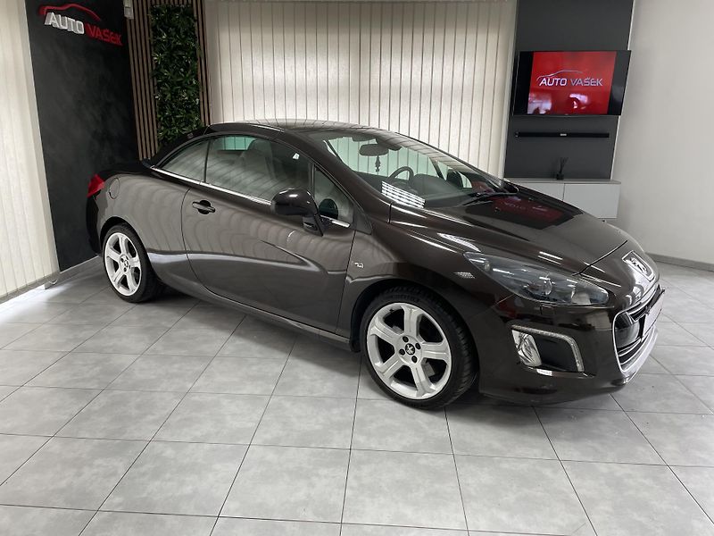 Peugeot 308 CC 1.6 THp 147kW  DIGIAC NAVI  - fotka 2 z 31