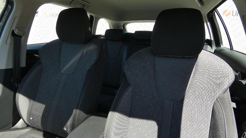 Škoda Octavia 2,0 TDI 85kW Style Combi - fotka 7 z 22