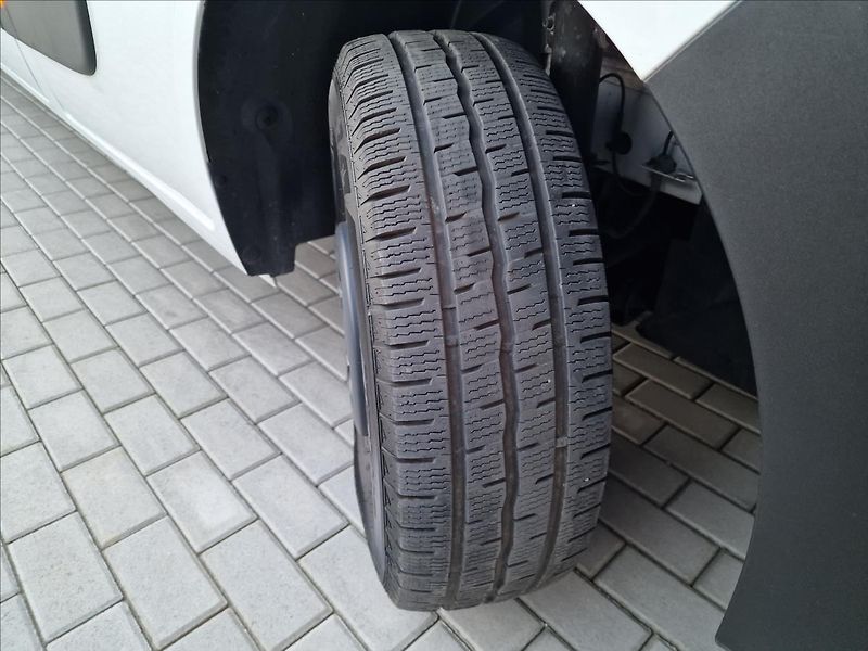 Renault Master 2.3dCi L3H2 P3 COOL,ČR,1Maj. - fotka 42 z 45