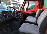 Mercedes-Benz 207D.