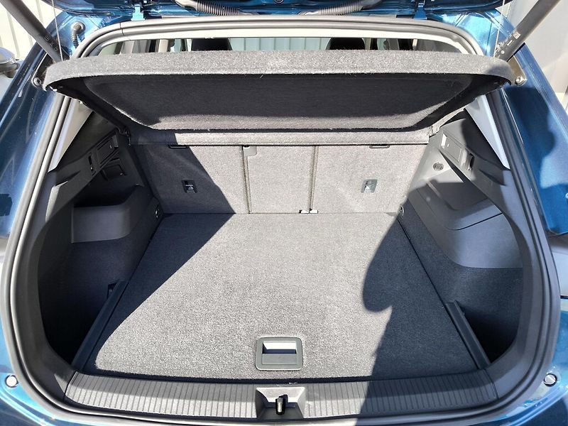Volkswagen Tiguan DSG 1.5 TSi 96 kW Life - fotka 21 z 21