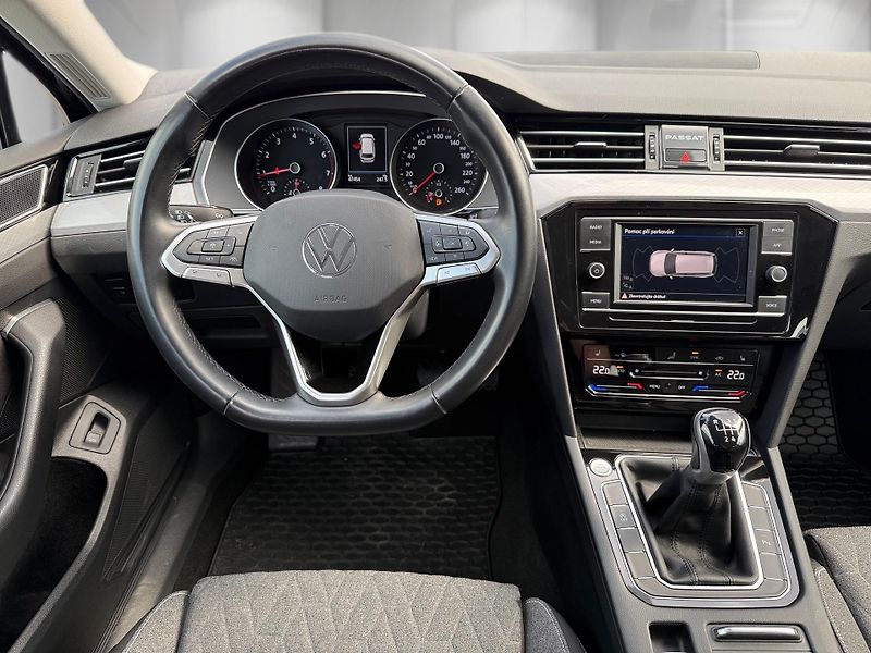 Volkswagen Passat (2023) 1,5 TSi 110 kW Business  - fotka 15 z 24