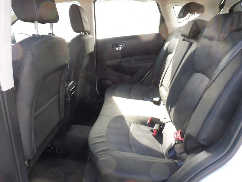 Nissan Qashqai 1.5DCi 110PS NAVI STK TOP STAV - fotka 124 z 189