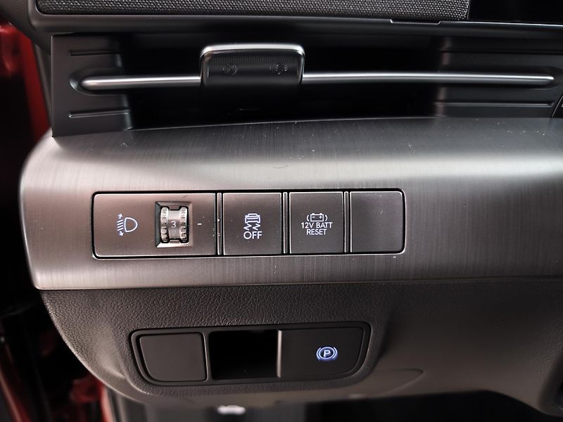 Hyundai Kona (2025) 1.6 GDi HEV 95kW SMART TECH - fotka 17 z 23
