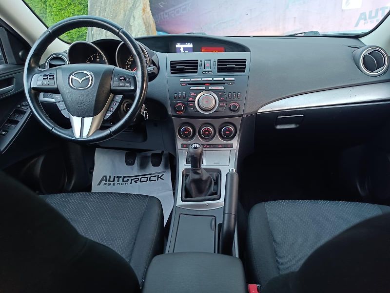 Mazda 3 1.6/77kW - fotka 14 z 27