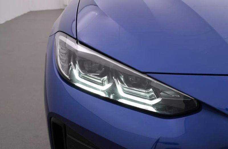 BMW i4 M50 xDrive GC SoH 94% Kam LED - fotka 25 z 26