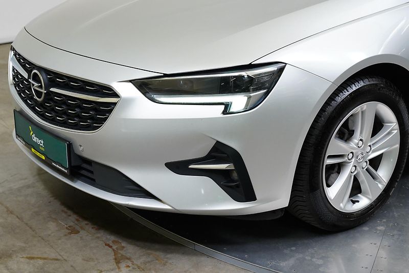 Opel Insignia - fotka 9 z 24