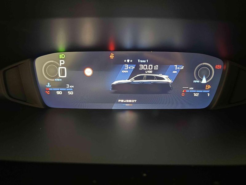 Peugeot 308 (2026) SW Allure 1.5 BlueHDi 130 EAT8 - fotka 38 z 43