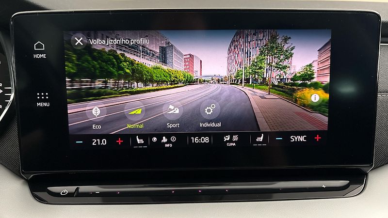 Škoda Octavia 2.0 TDI DSG 4x4 Style Combi - fotka 30 z 31