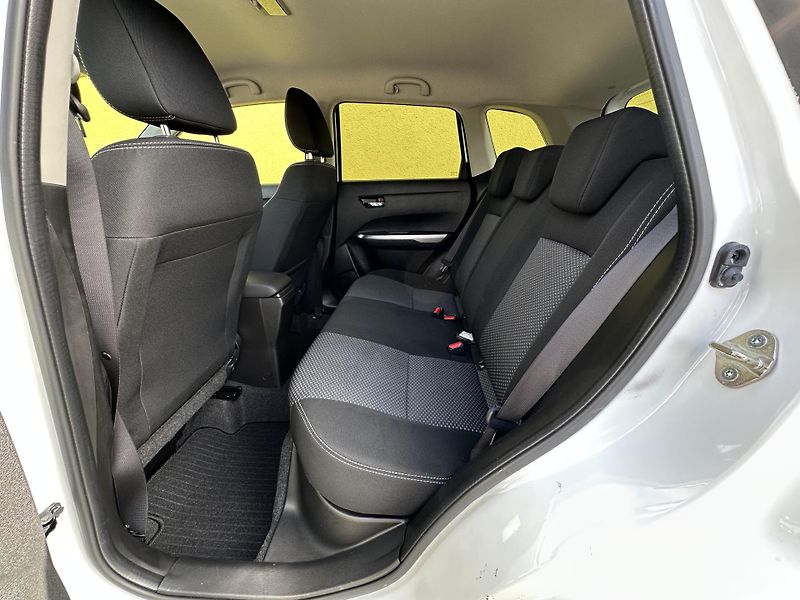 Suzuki Vitara (2022) HYBRID 1.4/95kW *4x2* ČR  - fotka 22 z 39