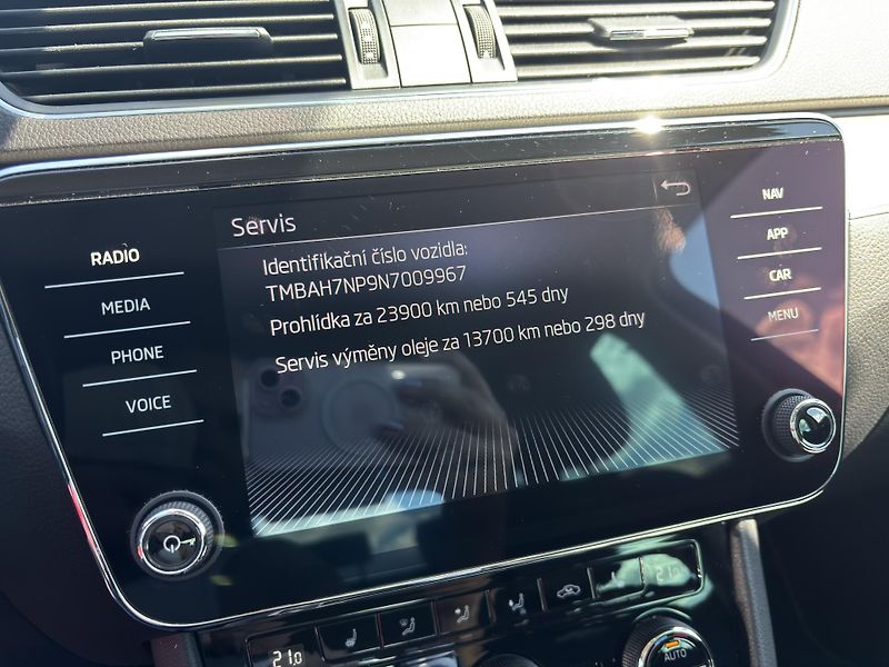 Škoda Superb (2022) - fotka 24 z 27