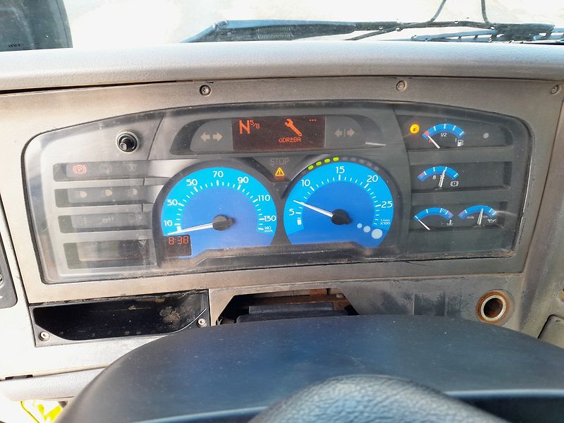 Renault 370.34 PR 6x6 - fotka 25 z 37