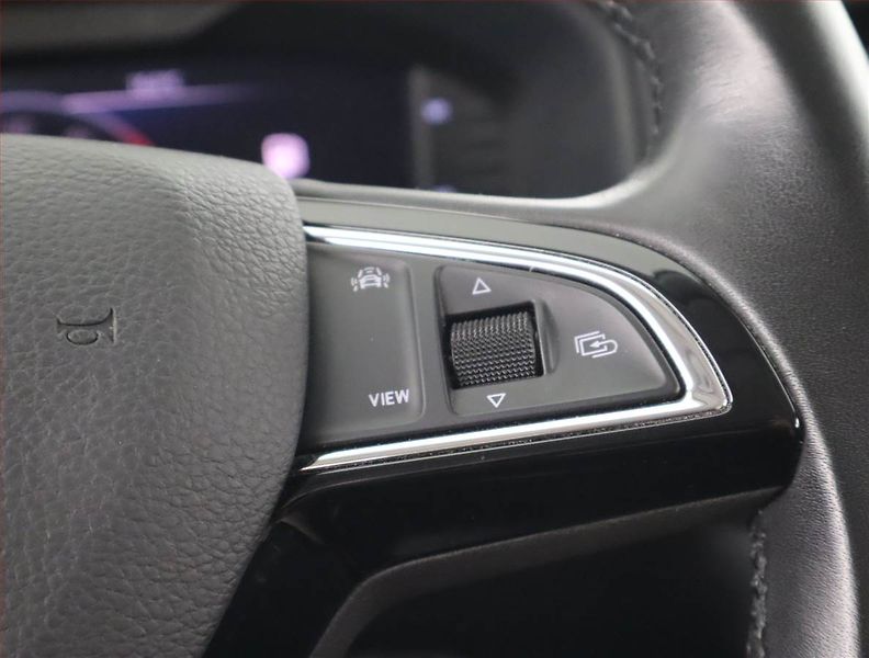Škoda Karoq (2019) 2.0 TDI, Serv.kniha, Navi - fotka 17 z 21