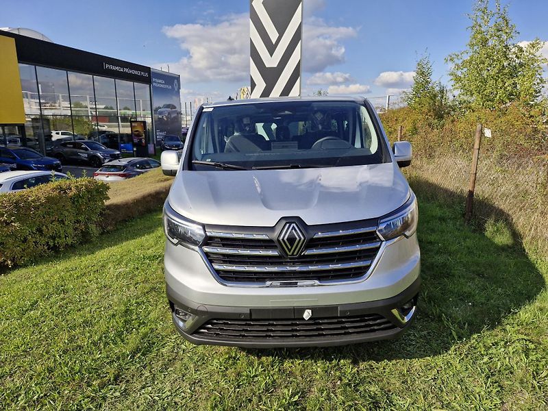 Renault Trafic (2026) L2 Equilibre 150k automat  - fotka 2 z 15