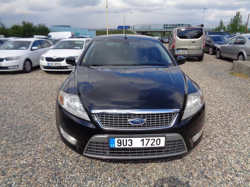 Ford Mondeo 2,0 - fotka 3 z 14