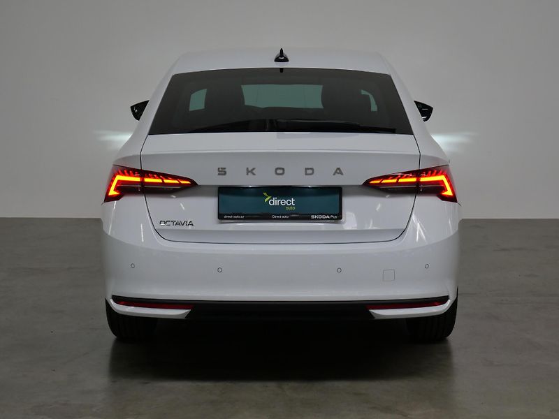 Škoda Octavia - fotka 6 z 23