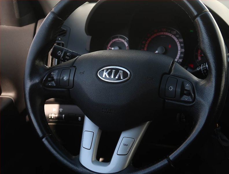 Kia Ceed (2010) 1.6 CRDi, Serv.kniha, po STK - fotka 17 z 17