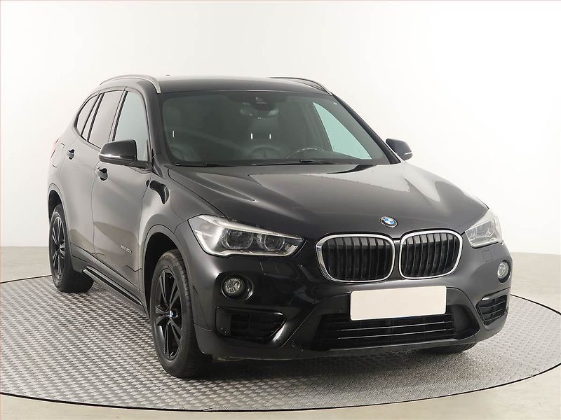 BMW X1 (2015) M Sport xDrive20d, 4X4 - fotka 1 z 20