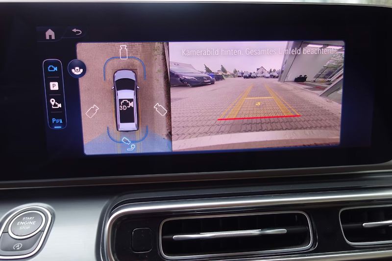 Mercedes-Benz Třídy V Marco Polo 300d AIR MULTIBEAM - fotka 14 z 27