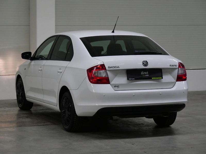 Škoda Rapid - fotka 7 z 23