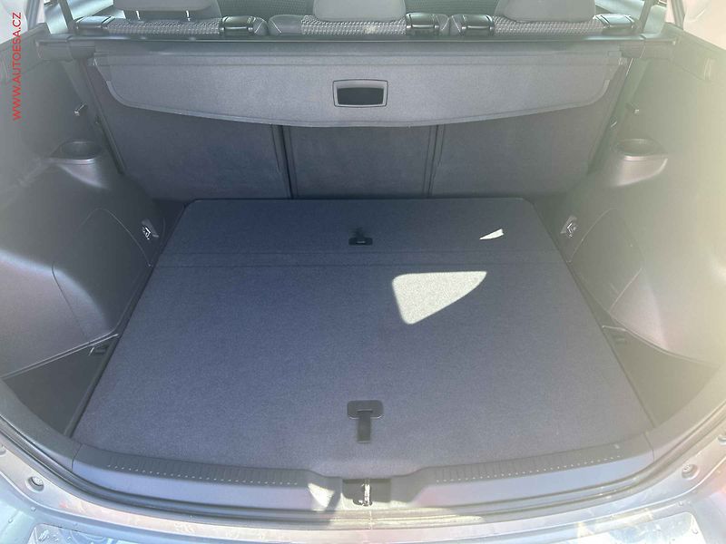Toyota Verso (2015) 1.6D-4D, ČR, autoAC - fotka 7 z 19