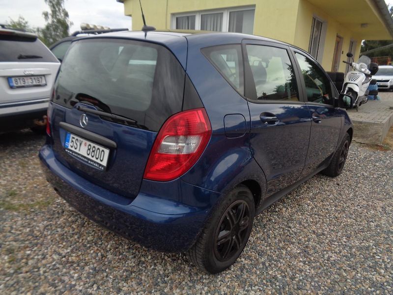 Mercedes-Benz Třídy A 2,0 CDI - fotka 6 z 13
