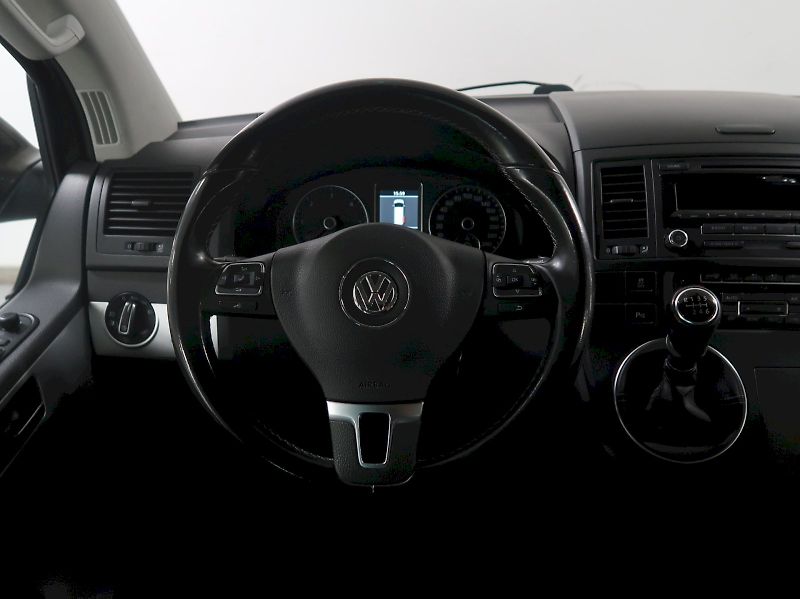 Volkswagen Multivan (2013) LIFE 2.0TDI 132KW 7MÍST - fotka 17 z 30
