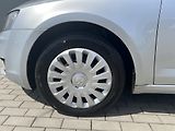 Škoda Octavia (2014) 1,6TDi CR 77kW AMBITION - náhled 33