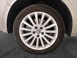 Volkswagen Multivan (2014) Highline 2.0 TDI 4Motion, ČR - náhled 15