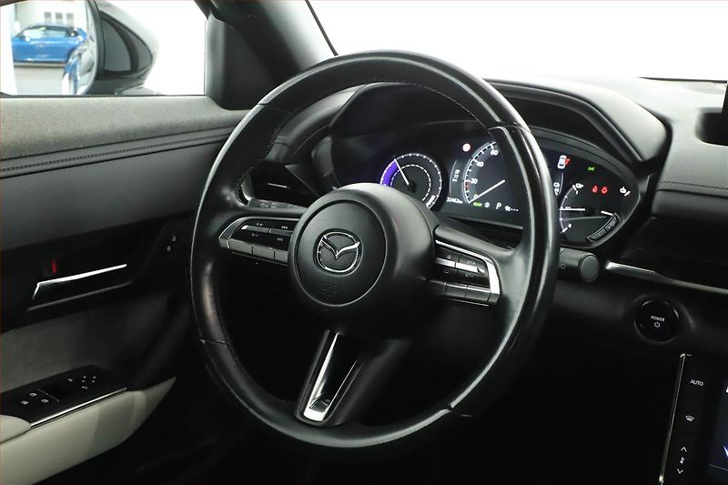 Mazda MX-30 (2022) Kai e-Skyactiv, SoH 95% - fotka 8 z 17