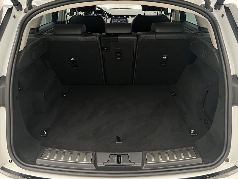 Land Rover Range Rover Evoque D200 AWD HSE AUT - fotka 5 z 53