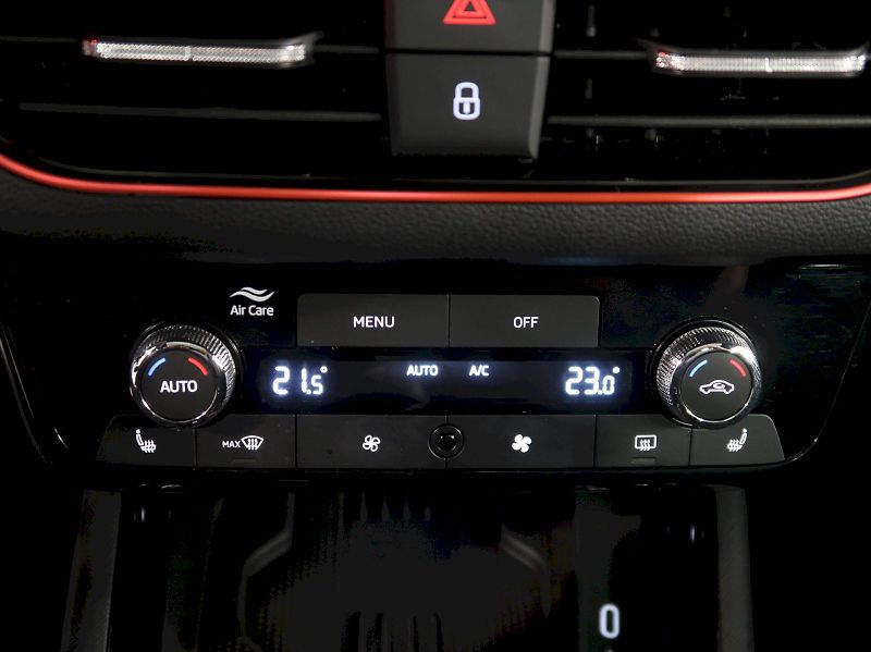 Škoda Kamiq (2026) MONTE CARLO 1.5TSI 110KW DSG P - fotka 30 z 38