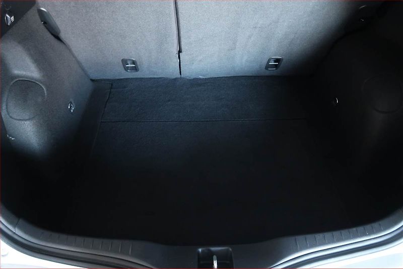 Honda Civic (2010) 1.4 i-VTEC - fotka 13 z 17