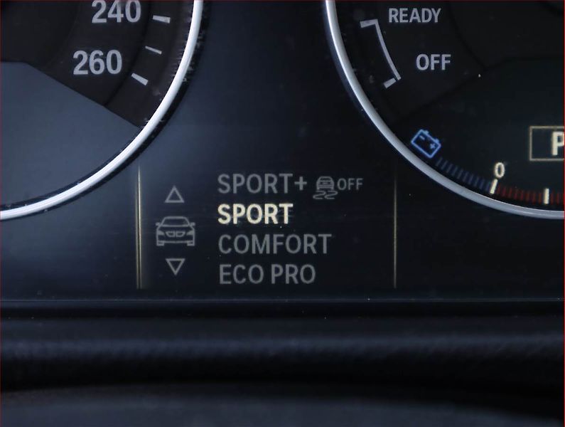 BMW Řada 4 (2016) 420d xDrive, 4X4, Automat - fotka 21 z 23