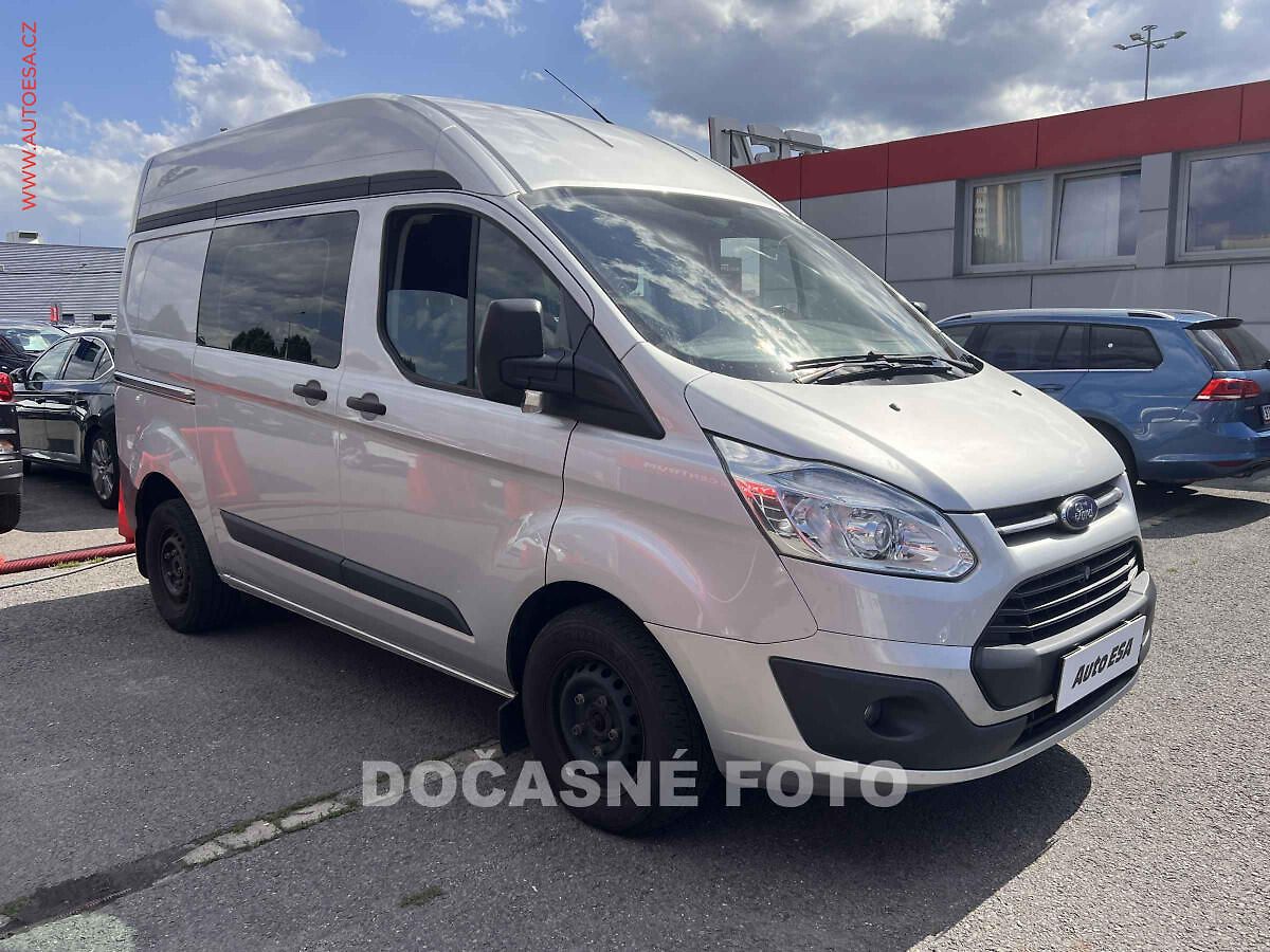 Ford Transit Custom 2.2TDCi L1H2 6míst, 1.maj,ČR
