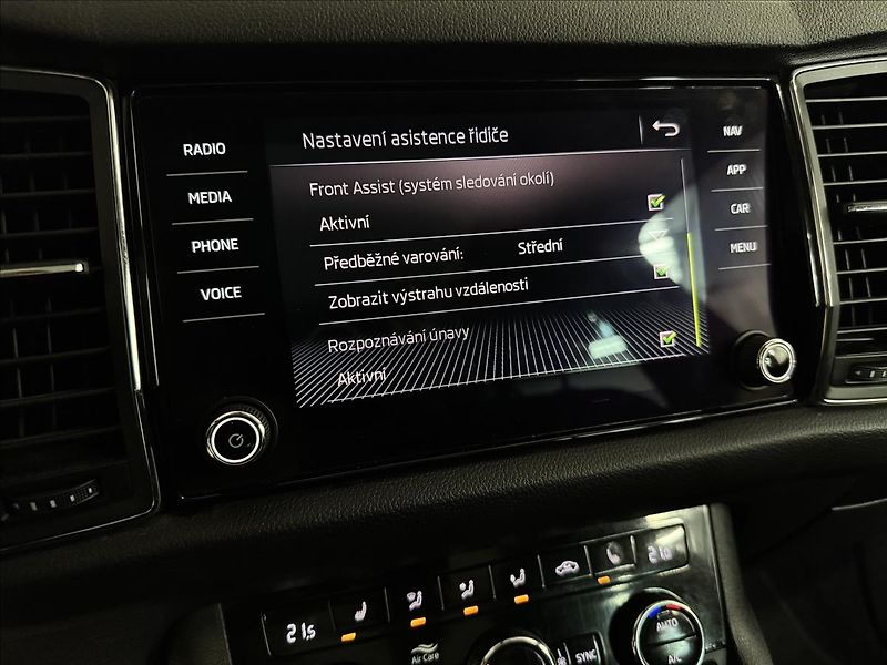 Škoda Kodiaq 1.5TSI Virtual Style LED - fotka 25 z 40
