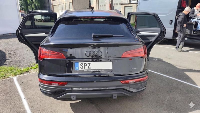Audi Q5 (2023) Sportback S-line, B&O, Quattro - fotka 8 z 47