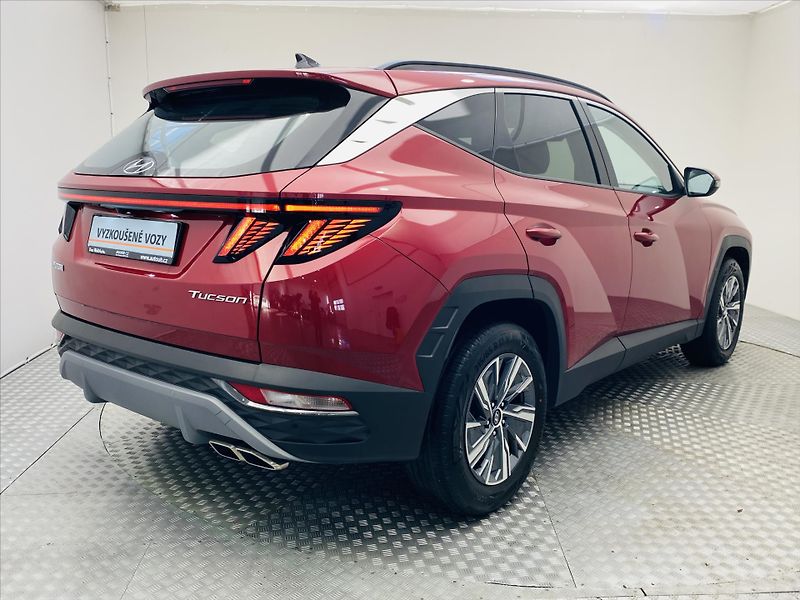Hyundai Tucson 1,6 CRDi 85kW SMART - fotka 2 z 28