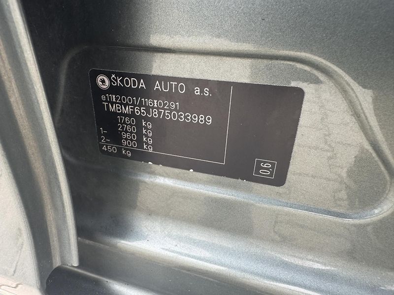 Škoda Roomster (2007) 1.4TDI 59KW STYLE - TAŽNÝ - fotka 17 z 17