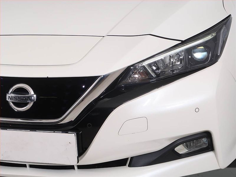 Nissan Leaf (2018) 40 kWh, SoH 87%, Automat - fotka 19 z 21