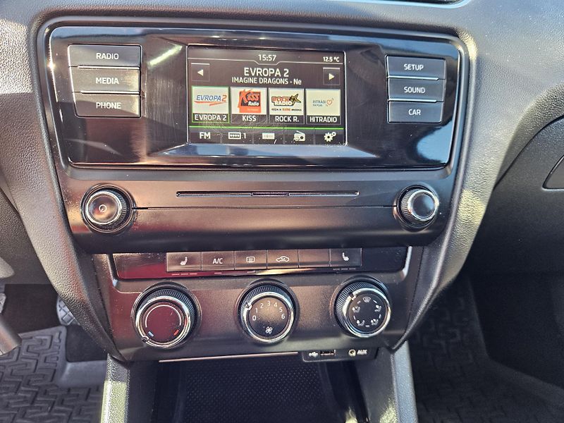 Škoda Octavia (2015) SUPER STAV, 81KW, SPLÁTKY  - fotka 16 z 23