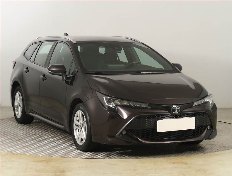 Toyota Corolla (2020) 1.2 Turbo, Serv.kniha - fotka 1 z 17